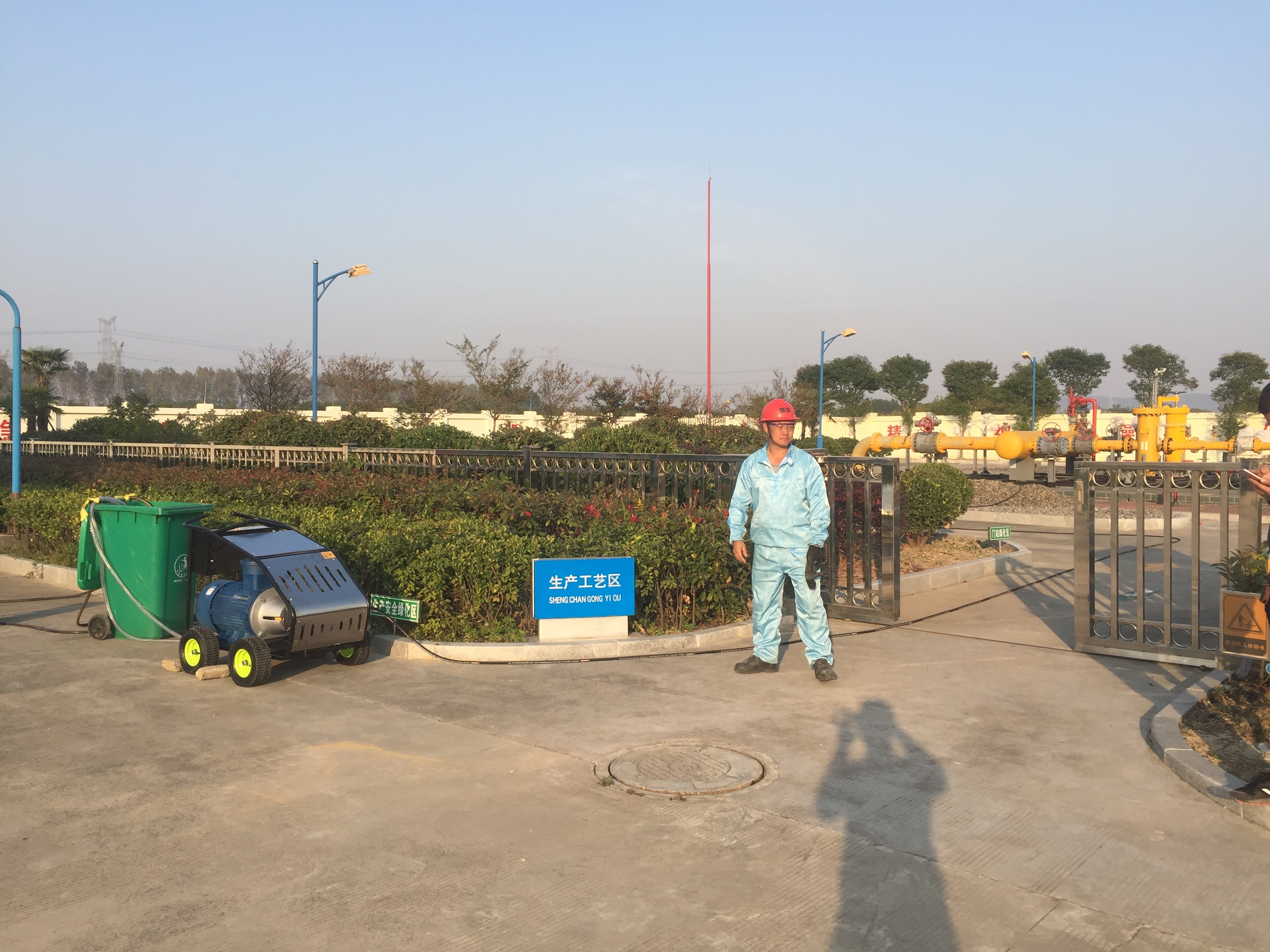 高壓水槍 石油儲罐清洗 高壓水槍 石油儲罐清洗