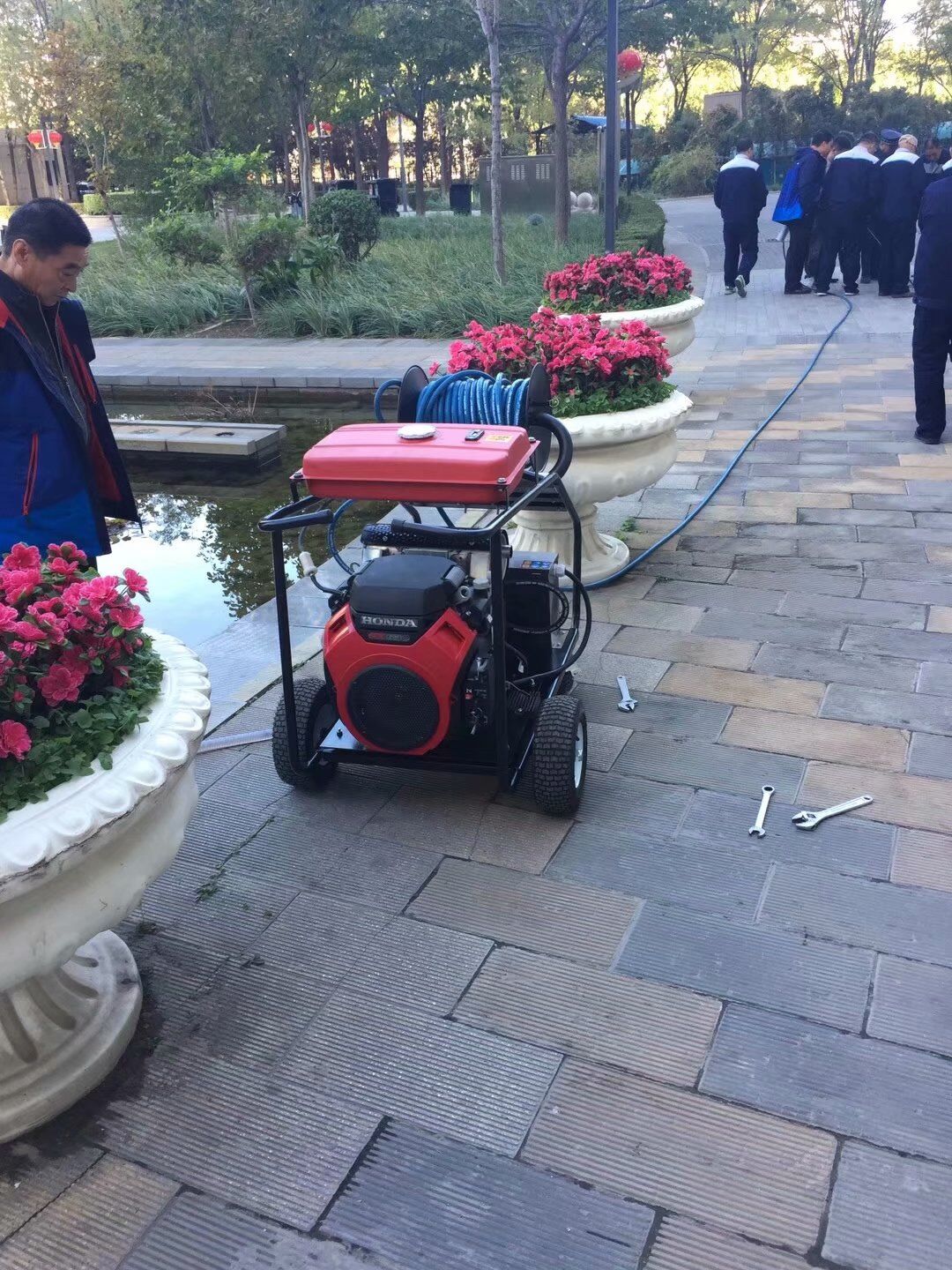 高壓管道疏通機